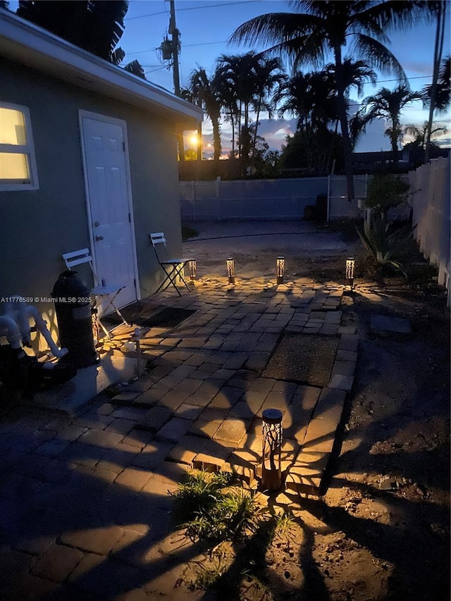 428 N Crescent Dr, Hollywood, FL 33021 - view of patio / terrace with a fenced backyard