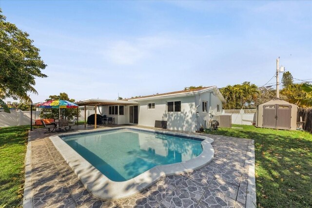 1625 E River Dr, Margate, FL 33063 - view of swimming pool with a fenced backyard and a patio area