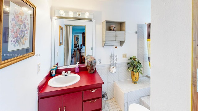 bathroom with vanity