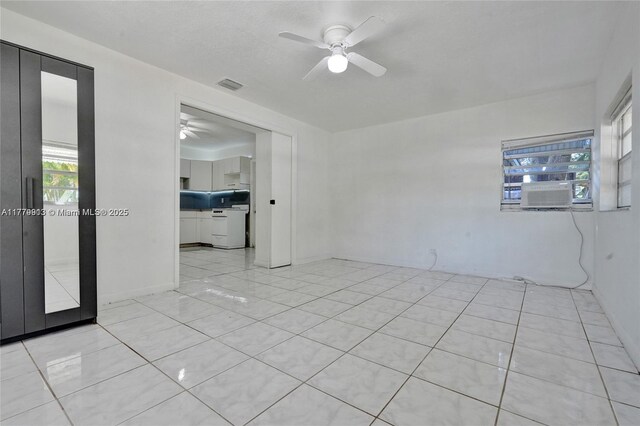 2001 N 26th Ave, Hollywood, FL 33020 - unfurnished room with ceiling fan, cooling unit, and light tile patterned flooring