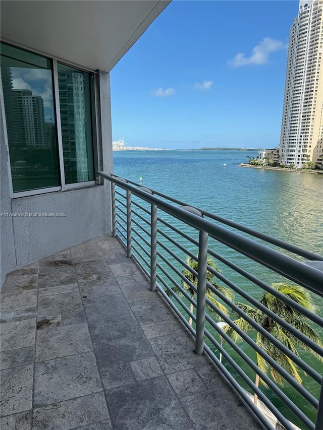 325 S Biscayne Blvd Unit 621, Miami, FL 33131 - photo 2