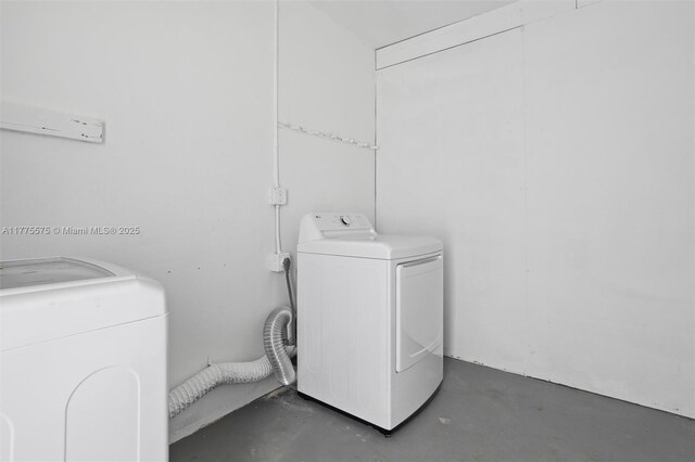 70 NE 186th Ter, Miami, FL 33179 - photo 33