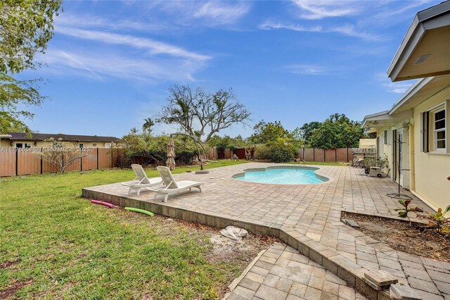 16395 SW 279th St, Homestead, FL 33031 - view of swimming pool featuring a patio