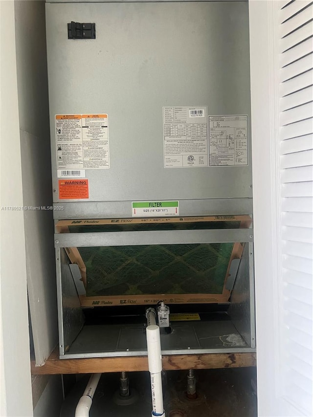 room details with heating unit