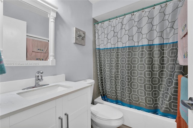 14723 SW 86th Ln, Miami, FL 33193 - bathroom with vanity and shower / bath combo with shower curtain
