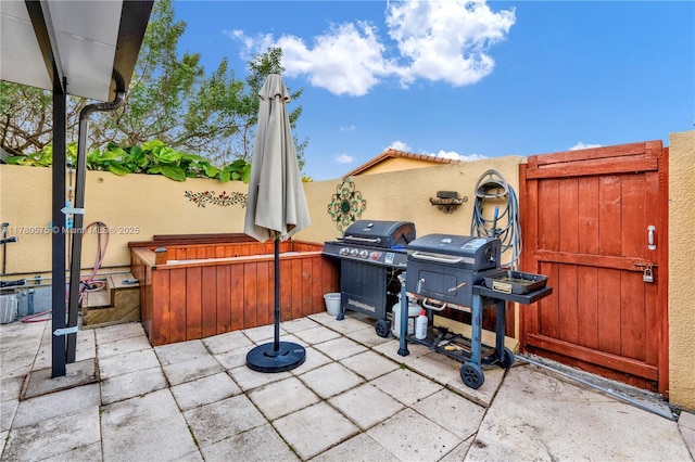 14723 SW 86th Ln, Miami, FL 33193 - view of patio with grilling area