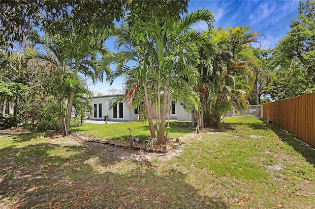 13130 NW 1st Ave, Miami, FL 33168 - view of yard