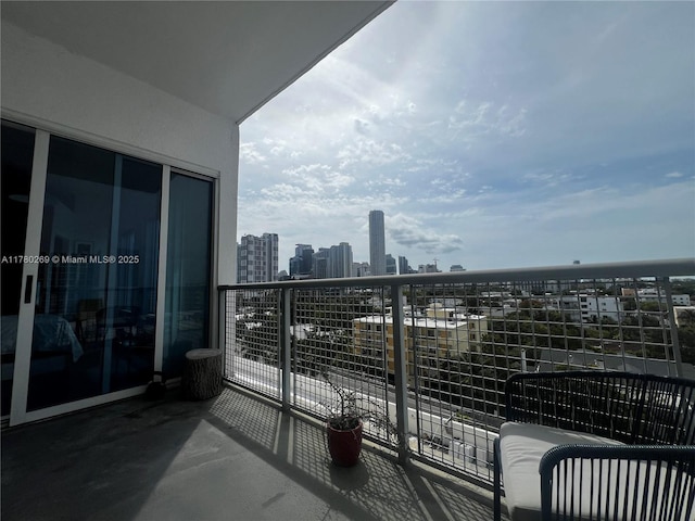 10 SW S River Dr Unit 812, Miami, FL 33130 - balcony featuring a view of skyline