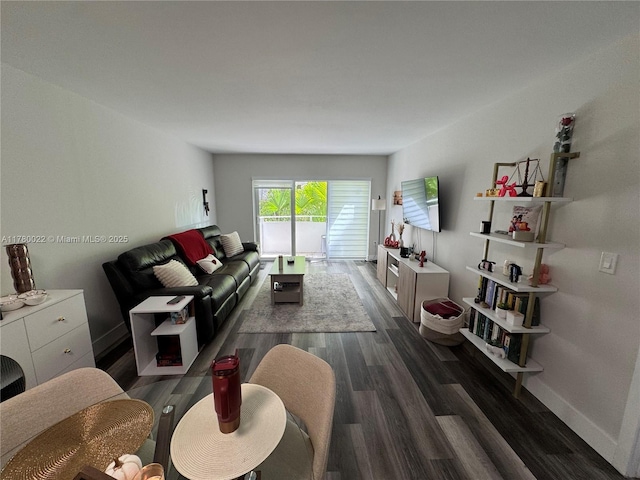 1235 Mariposa Ave Unit 1, Coral Gables, FL 33146 - living area featuring dark wood-type flooring and baseboards