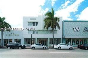 7326 Collins Ave Unit 102, Miami Beach, FL 33141 - view of building exterior