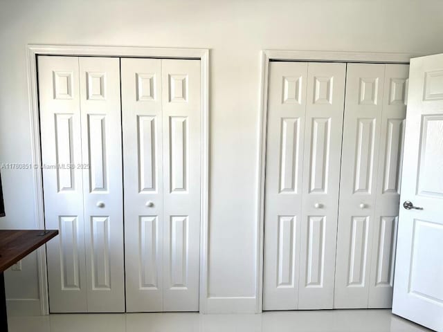 interior details featuring baseboards