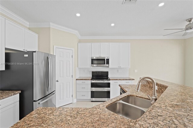 4475 Banyan Trails Dr, Coconut Creek, FL 33073 - photo 12