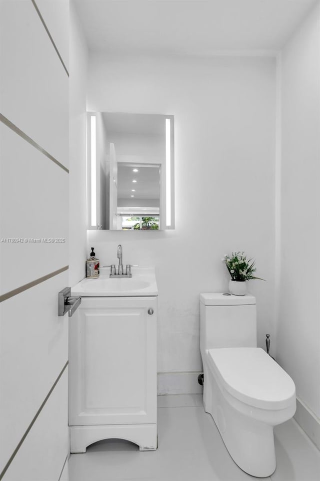 4140 N 36th Ave, Hollywood, FL 33021 - bathroom featuring vanity and toilet