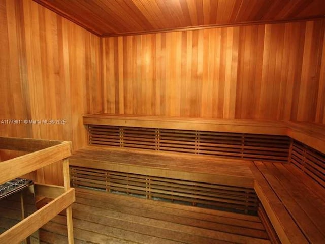 view of sauna / steam room