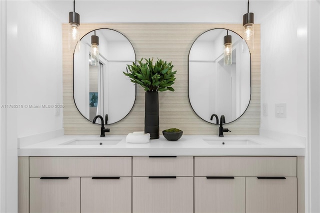 7551 SW 109th Ter, Pinecrest, FL 33156 - bathroom featuring double vanity