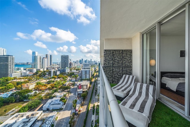 3470 E Coast Ave Unit H2601, Miami, FL 33137 - balcony featuring a skyline view