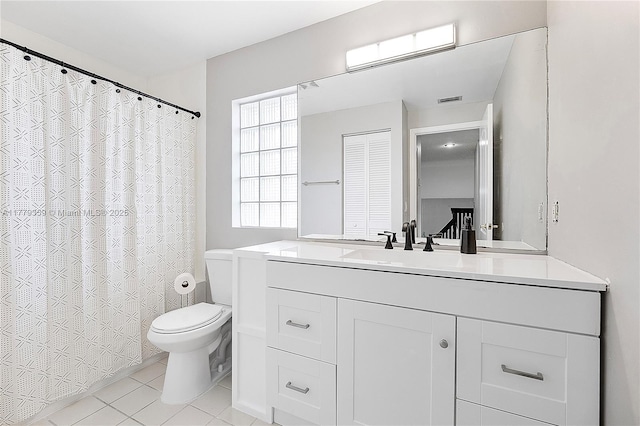 1008 NW 116th Ave, Coral Springs, FL 33071 - bathroom featuring vanity, tile patterned floors, and a shower with shower curtain