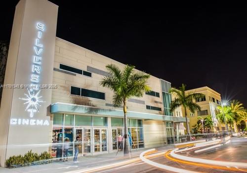 3950 Cocoplum Cir Unit F, Coconut Creek, FL 33063 - view of property at twilight