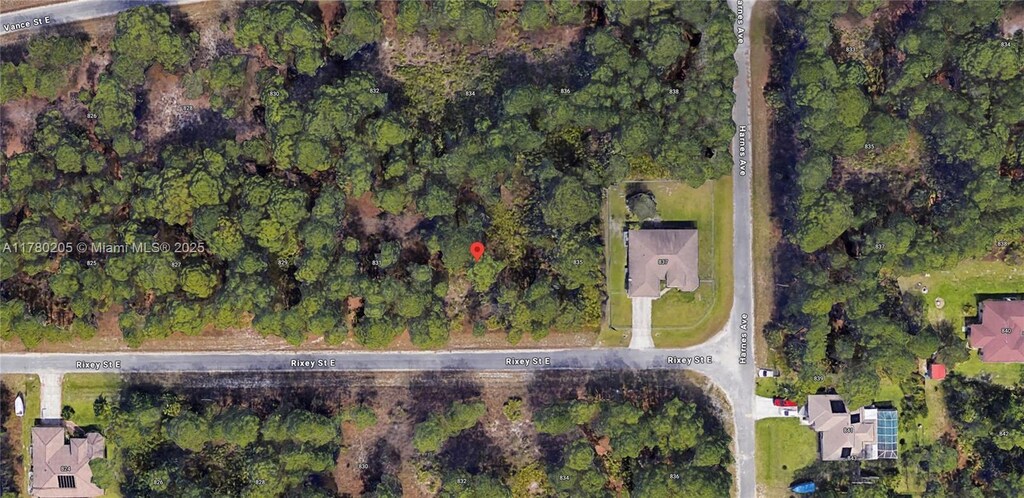 833 Rixiey St E, Lehigh Acres, FL 33974 - photo 2