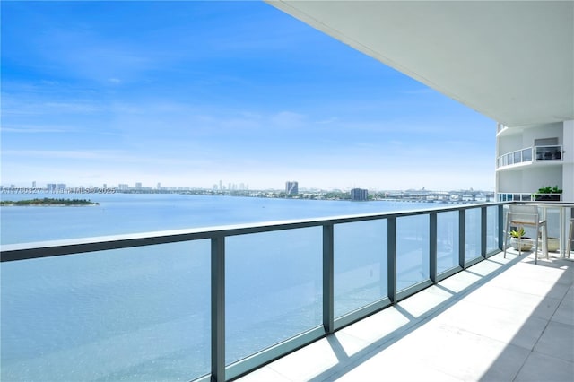 788 NE 23rd St Unit 1001, Miami, FL 33137 - balcony with a skyline view and a water view