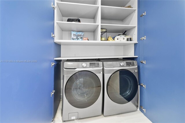 5020 SW 92nd Ave, Miami, FL 33165 - laundry room with independent washer and dryer