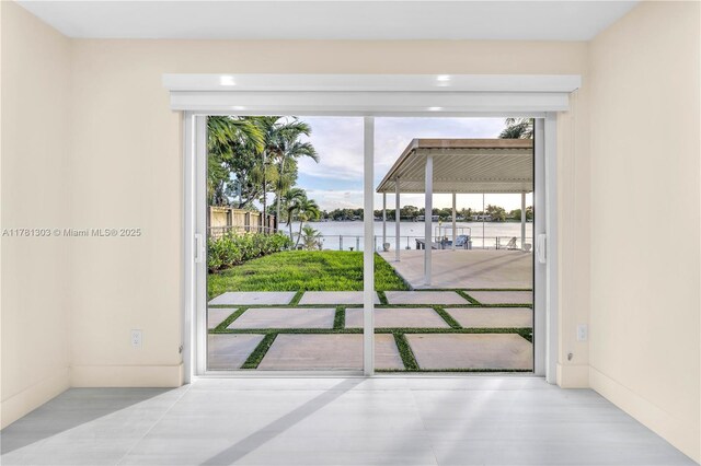 5020 SW 92nd Ave, Miami, FL 33165 - entryway featuring a water view