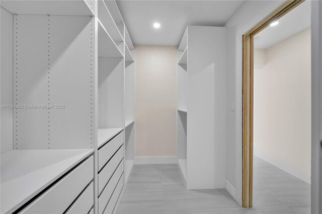 5020 SW 92nd Ave, Miami, FL 33165 - view of spacious closet