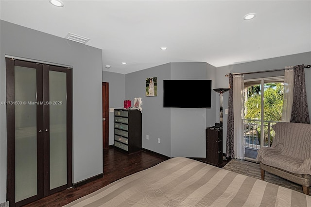 1094 Redwood St ., Unit Hollywood, FL 33019 - bedroom featuring visible vents, access to exterior, recessed lighting, and wood finished floors