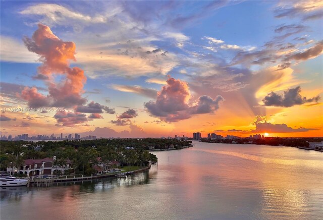6770 Indian Creek Dr Unit 9G, Miami Beach, FL 33141 - water view featuring city skyline
