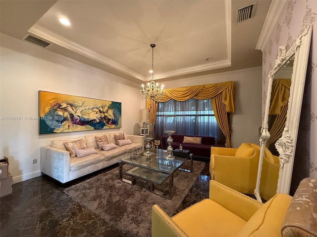 living area featuring a chandelier, visible vents, and a tray ceiling