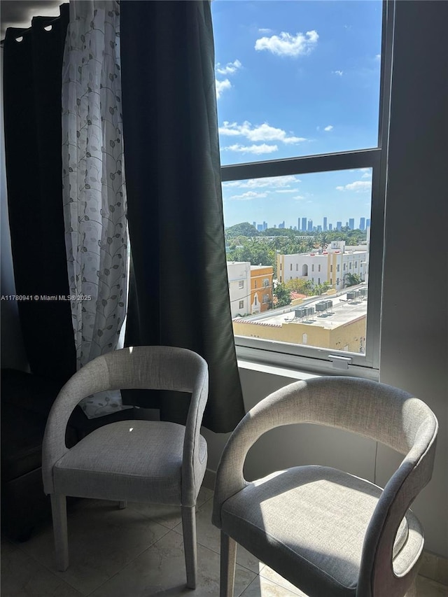 2899 Collins Ave Unit 708, Miami Beach, FL 33140 - living area with a view of skyline