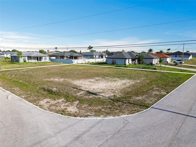 2105 NE 6th Ave, Cape Coral, FL 33909 - photo 2
