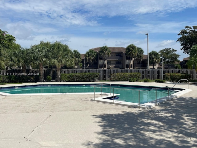 9968 Nob Hill Ct Unit 9968, Sunrise, FL 33351 - community pool with a patio area