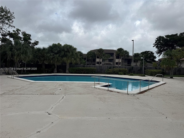 9968 Nob Hill Ct Unit 9968, Sunrise, FL 33351 - community pool with a patio area