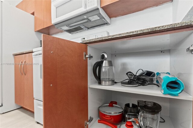 1200 Brickell Bay Dr Ph 4218, Miami, FL 33131 - kitchen view of white microwave