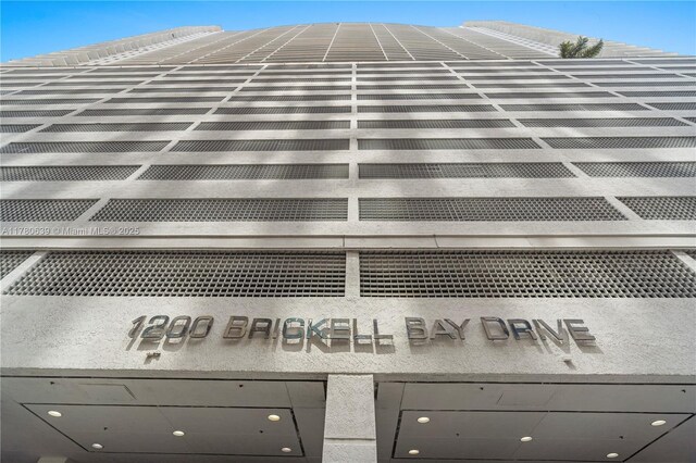 1200 Brickell Bay Dr Ph 4218, Miami, FL 33131 - view of building exterior