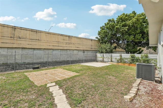 2650 SW 76th Ave, Miami, FL 33155 - fenced backyard featuring a patio area
