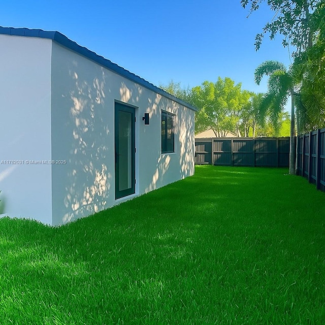 185 NE 106th St, Miami Shores, FL 33138 - view of fenced backyard