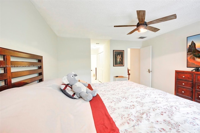 861 NW 79th Ter, Plantation, FL 33324 - bedroom featuring visible vents, a textured ceiling, and a ceiling fan