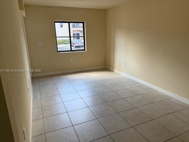22561 SW 88th Pl Unit 102-7, Cutler Bay, FL 33190 - photo 5