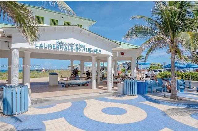 4228 N Ocean Dr Unit 17, Lauderdale By The Sea, FL 33308 - view of patio