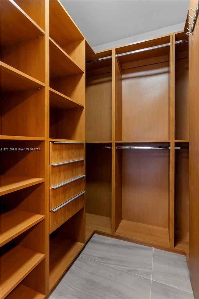 21055 Yacht Club Dr Unit 1409, Aventura, FL 33180 - view of walk in closet