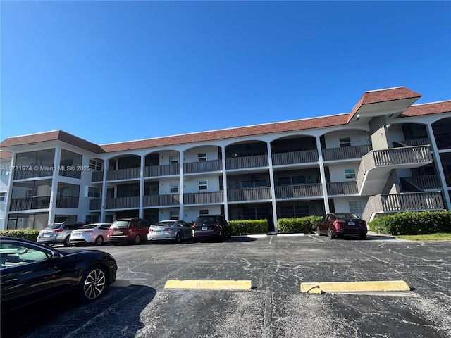 651 Pine Dr Unit 305, Pompano Beach, FL 33060