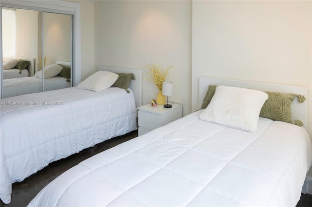 bedroom featuring a closet