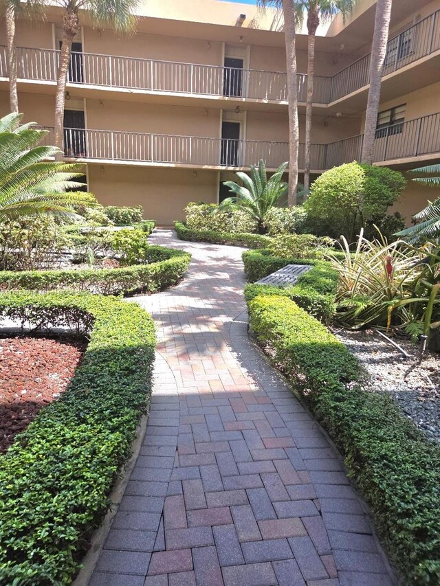 10425 SW 112th Ave Unit 319-1, Miami, FL 33176 - view of community