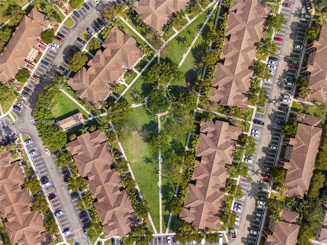 bird's eye view with a residential view