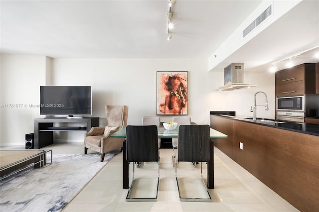 485 Brickell Ave Unit 4707, Miami, FL 33131 - living area featuring rail lighting and visible vents