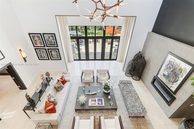 555 Arvida Pkwy, Coral Gables, FL 33156 - living area with a chandelier