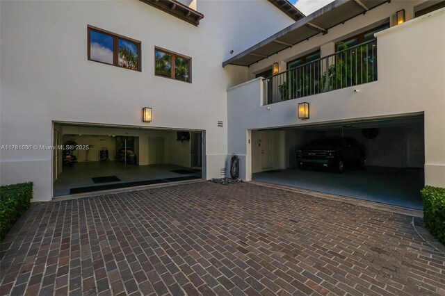 555 Arvida Pkwy, Coral Gables, FL 33156 - view of garage