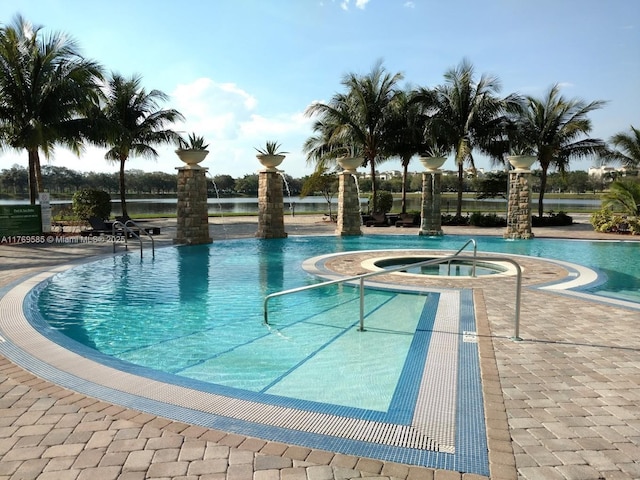 2681 N Flamingo Rd Unit 302S, Sunrise, FL 33323 - pool featuring a community hot tub